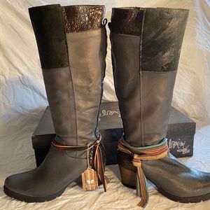 Felmini Caleb hidden platform comfort heels.